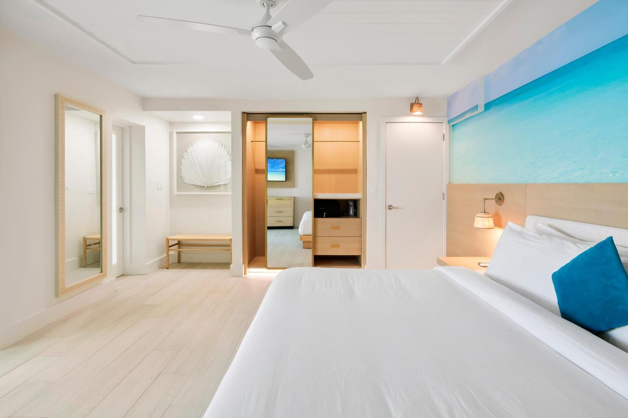 Peace And Plenty Resort George Town Bagian luar foto